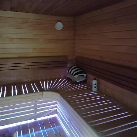 Countryside Next To Center 招待所 凯米