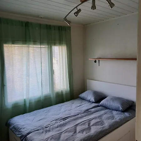 Countryside Next To Center 凯米