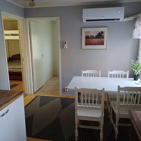 Countryside Next To Center 招待所 凯米